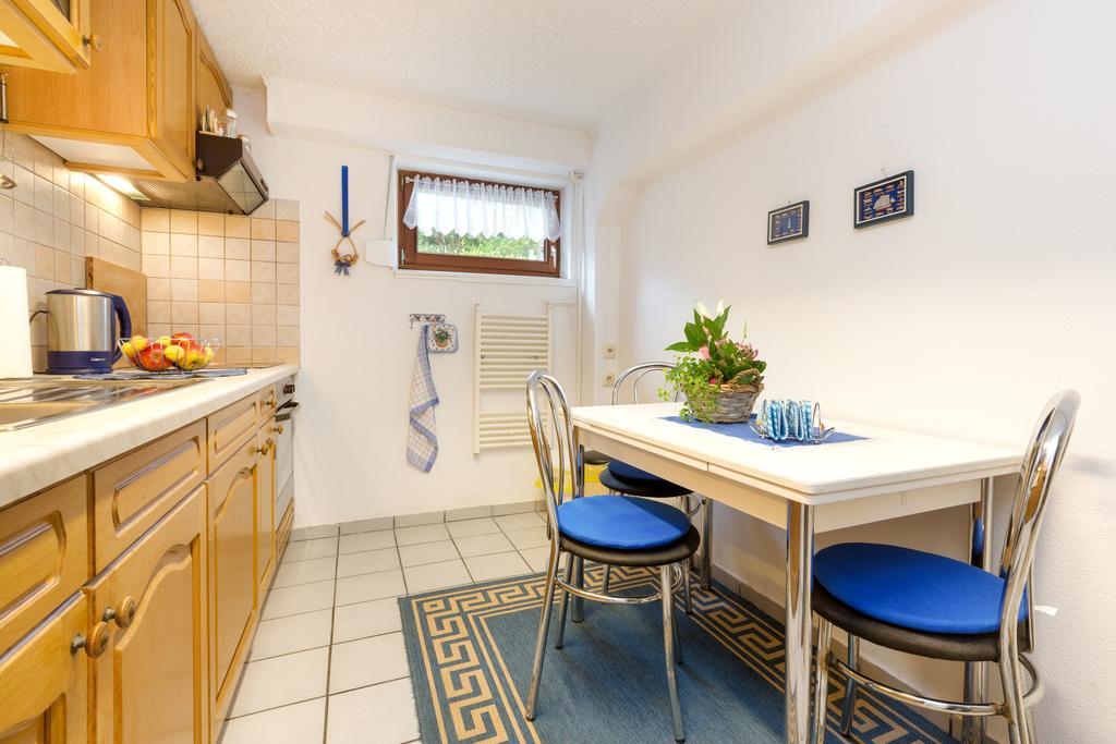 Ruegenurlaub 1 Apartamento Bergen Auf Rugen Quarto foto