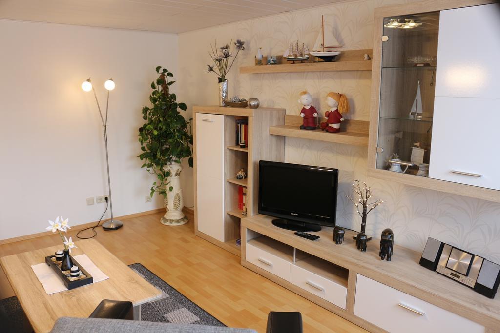 Ruegenurlaub 1 Apartamento Bergen Auf Rugen Exterior foto